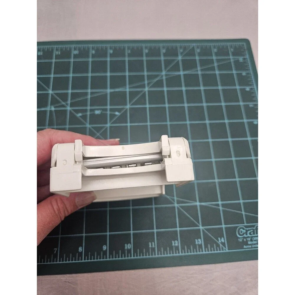 The Pampered Chef Egg Slicer With Nylon Stainless Steel White #1182 USA Made